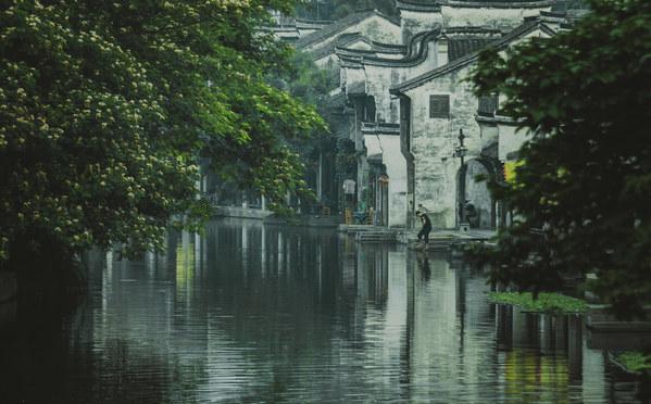 拯救被困的消防员